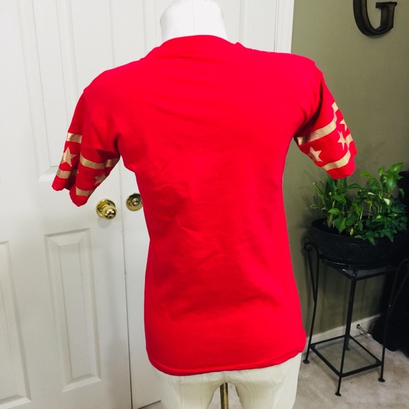 Wonder Woman Red Tee Size M - Picture 4 of 7